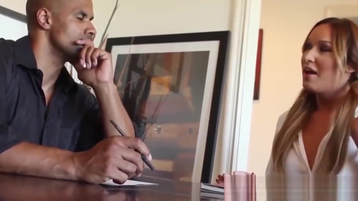 TS anally ravaged by burly guy before eating cum
