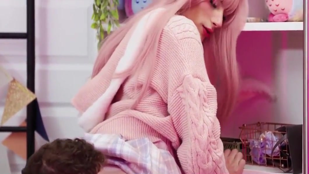 Crossdresser Having Anal 6 Min - Cyrus Stark And Gay Porn