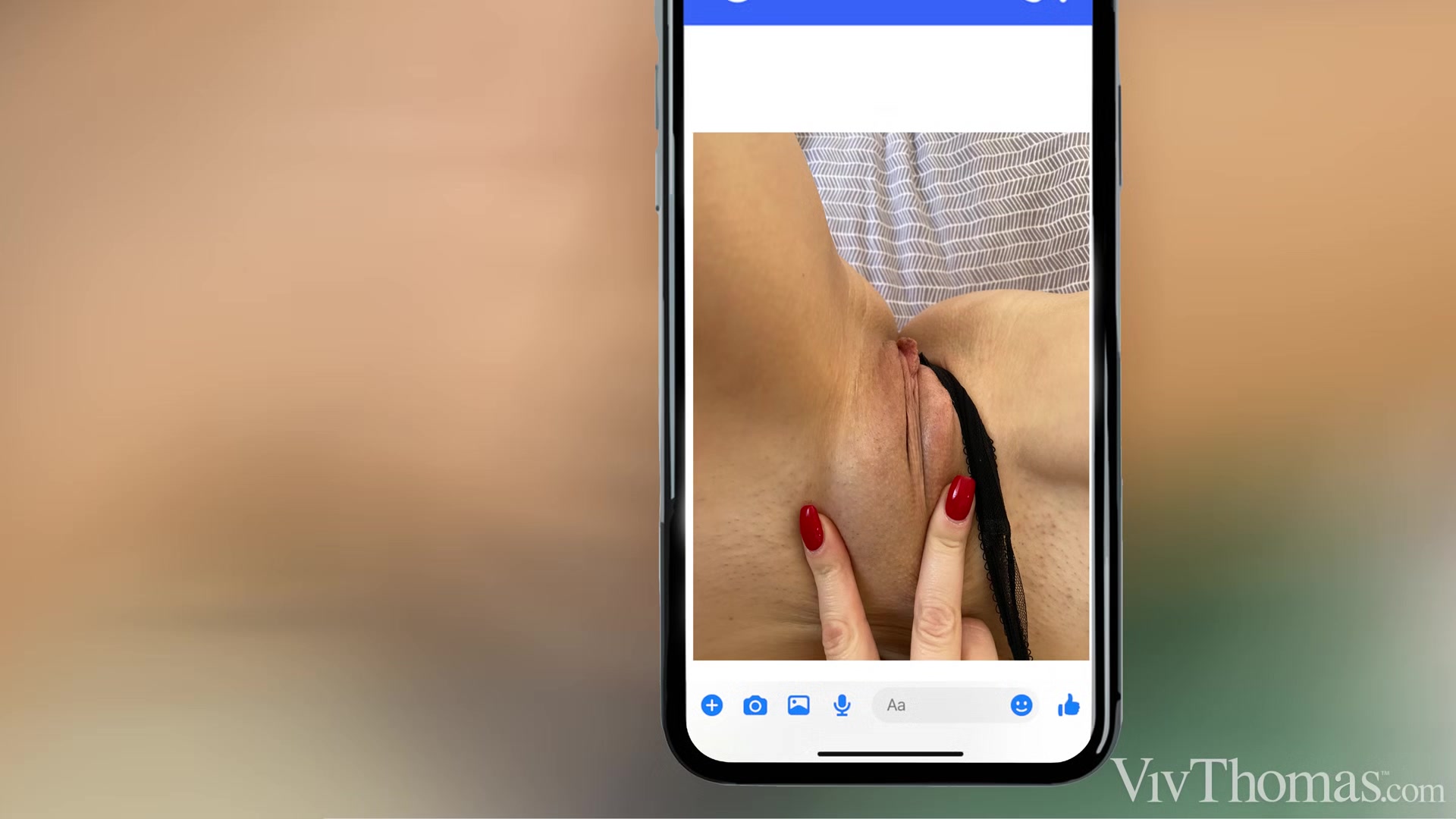 Sexting - Eva Berger & Olivia Sparkle
