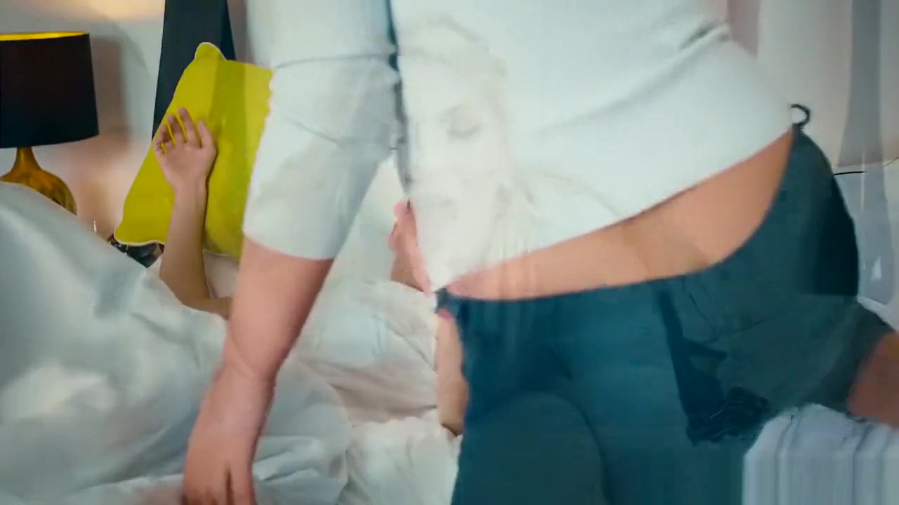 Step mom and stepdaughter and one lucky cock - Brazzers