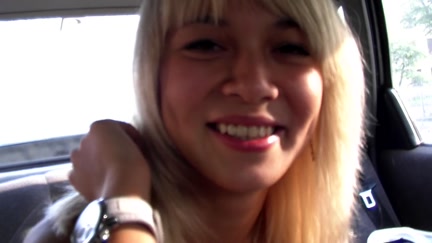 Golden-Haired engulfing weenie in the midst of the road