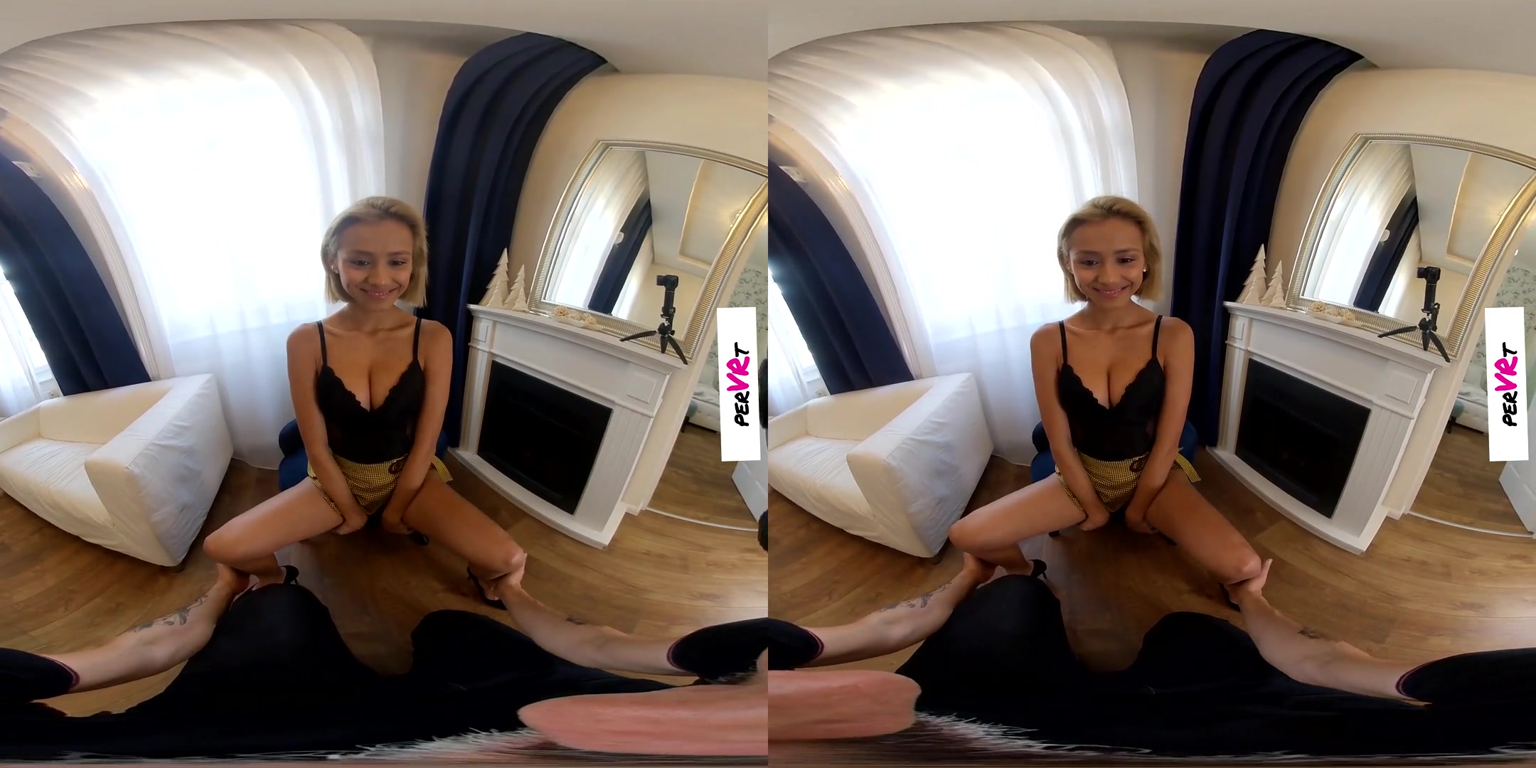 Veronica Leal in Love is the Drug - Ep. 1 - perVRt