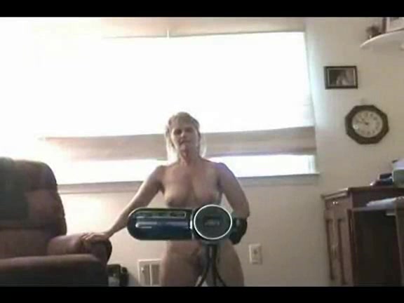 Appealing wench undresses in front of a amateur cam