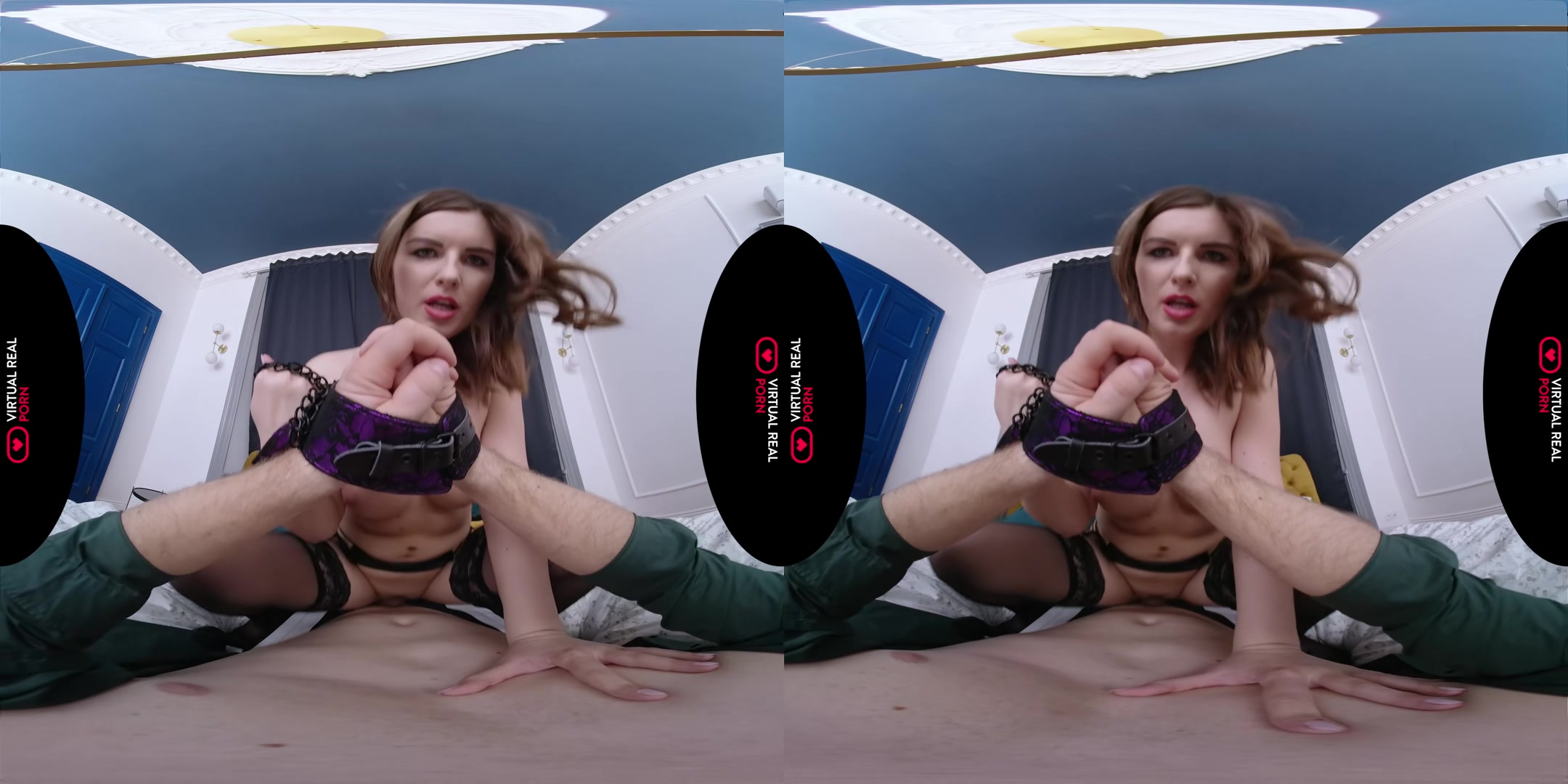 Naughty Vixen - VirtualRealPorn
