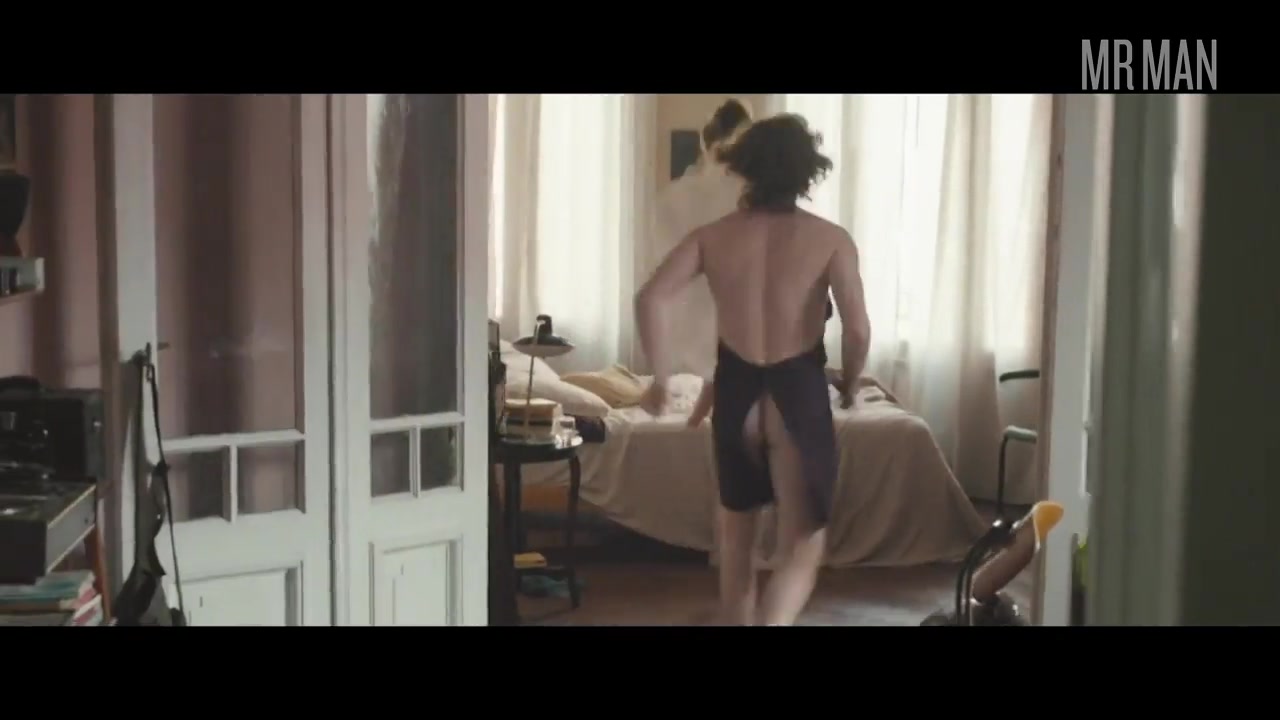Hottest 'Gapin Apron' Scenes Bring Peaches And Even A Big Eggplant - Mr.Man