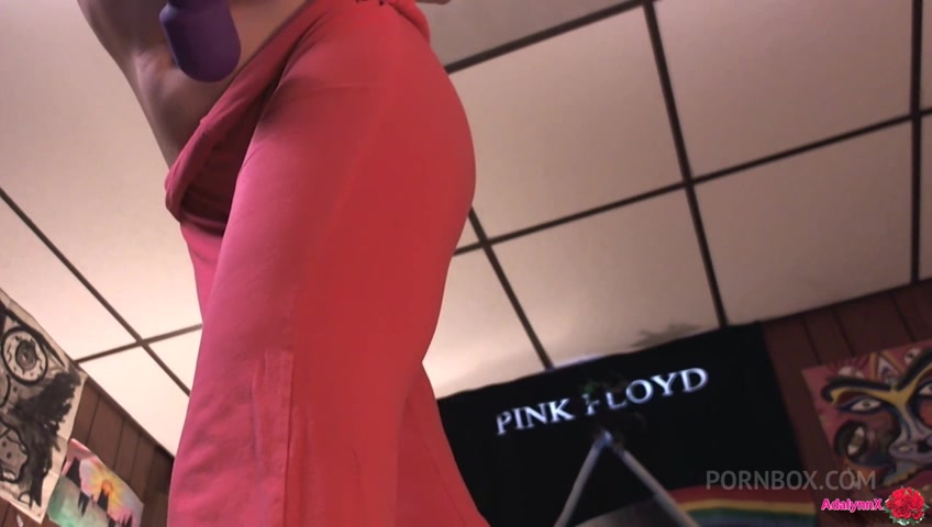 AdalynnX - Squirting Squats Vibrator Pink Pants - PissVids