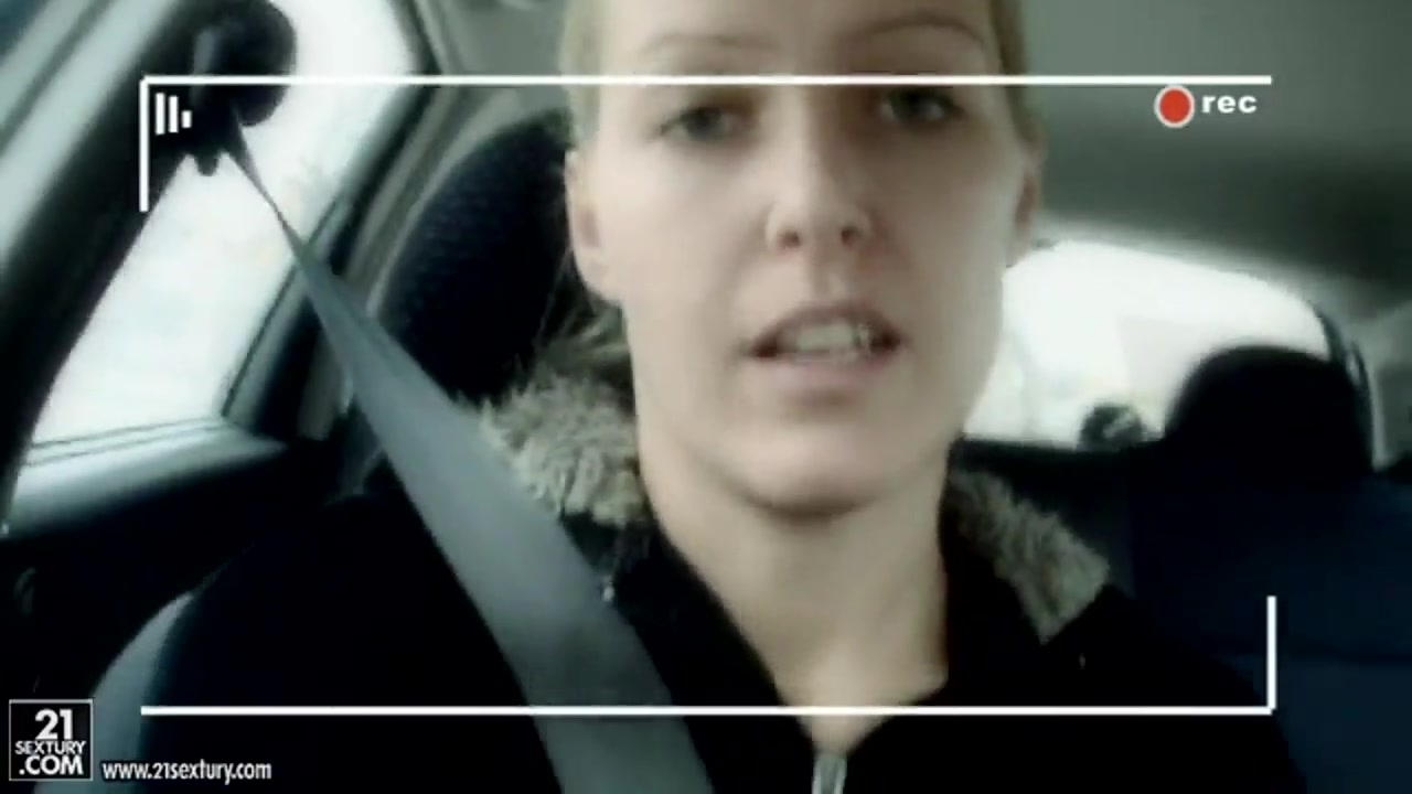 Sophia drives through Canada, and chit-chats