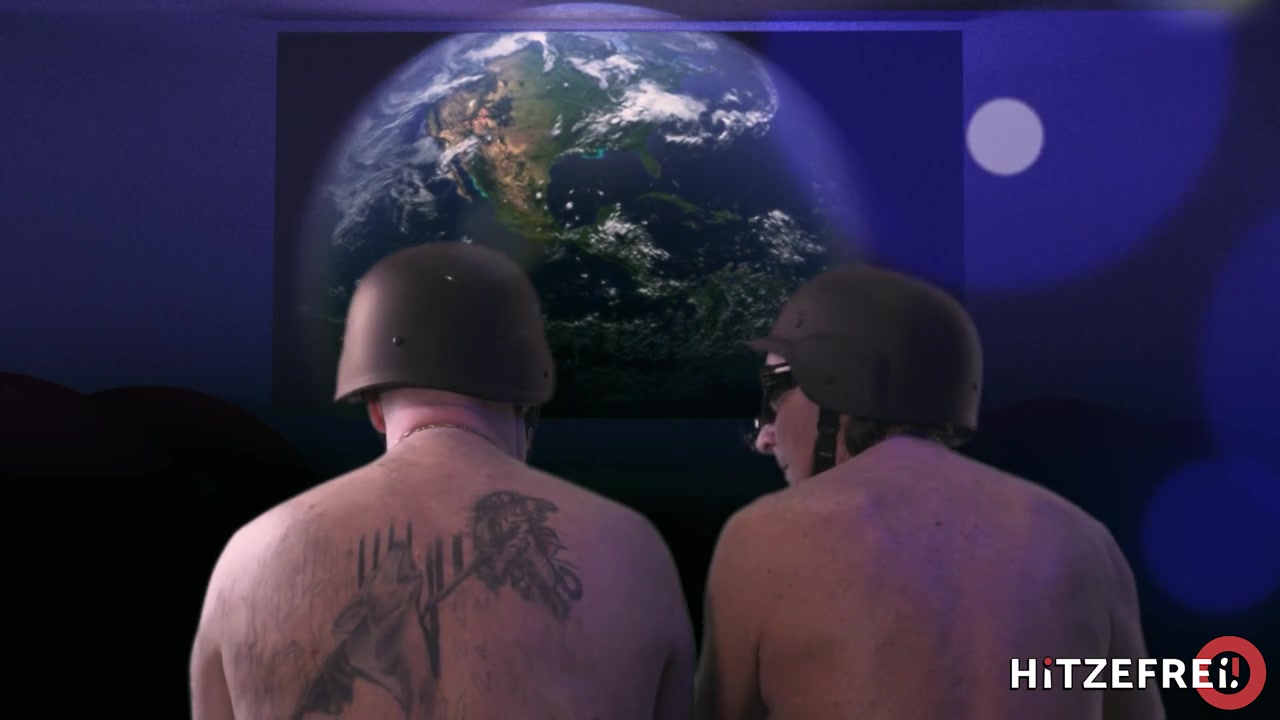 Naughty Sauna Fun With Extraterrestrial Viewers - Hitzefrei
