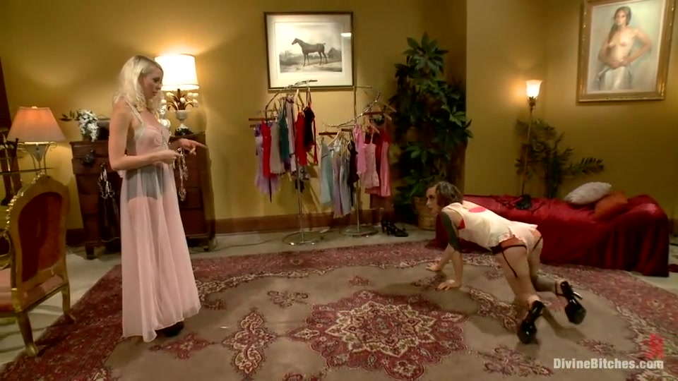 Just One Of the Girls: A sissy slut is born