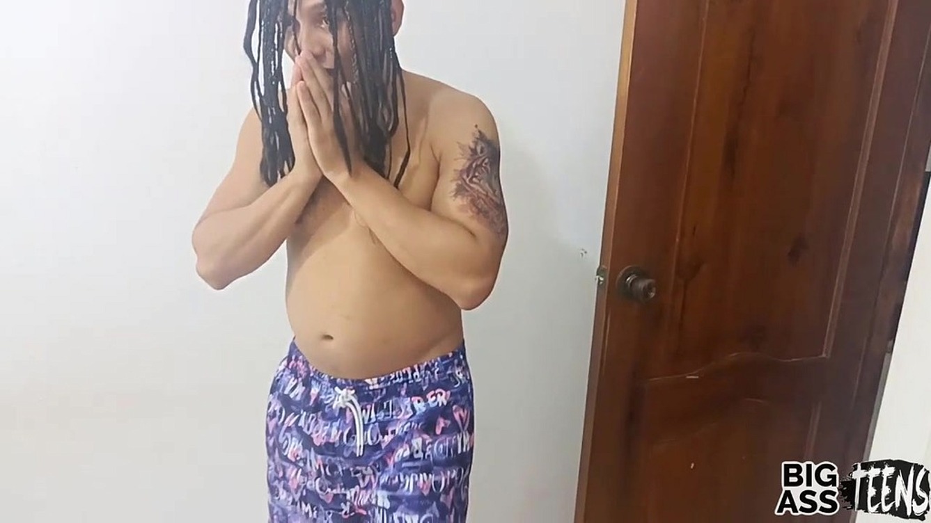 My Step brother, the horny one, entered the room when I was masturbating and fucked me while I was excited - PissVids