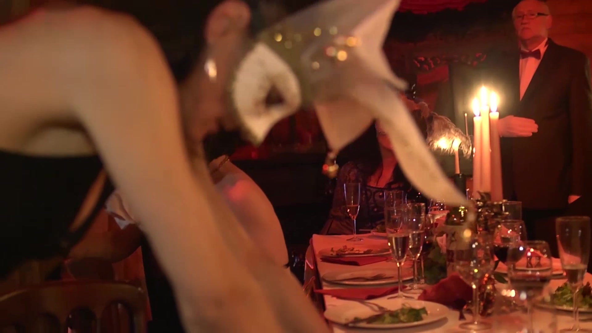 Mature Swingers Dining and Feasting