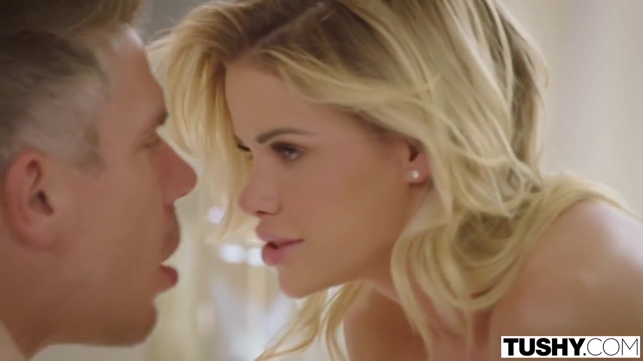 He Spreads The Legs Of A Blonde Slut For Anal