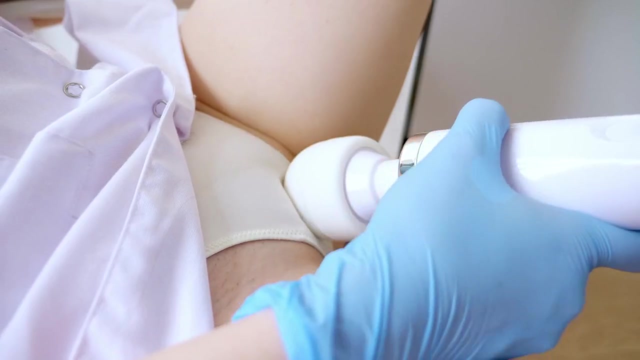 Horny Female Doctor Masturbates During Break. Two Huge Dildos In Pussy And Ass