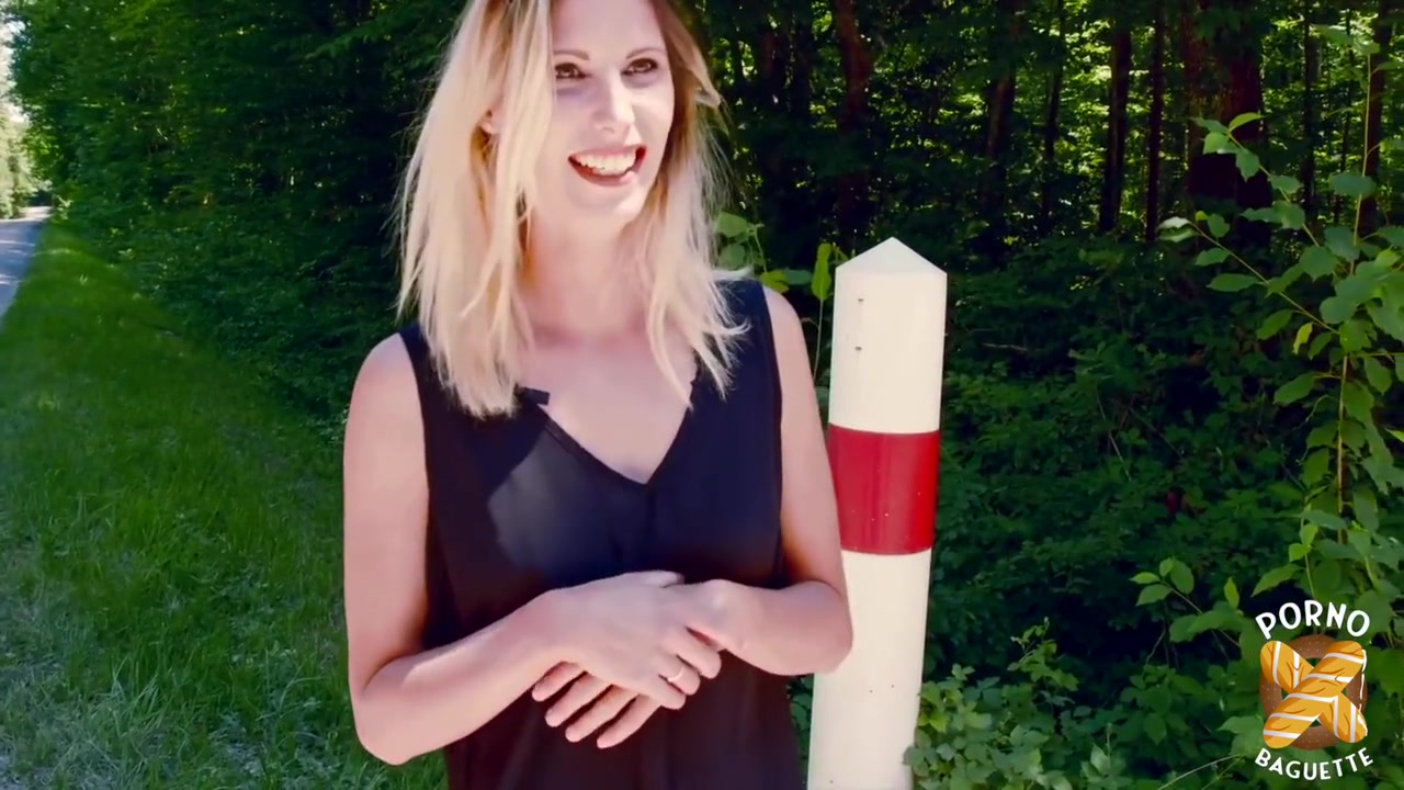 Lucille Fucked In The Forest By Her Boyfriend