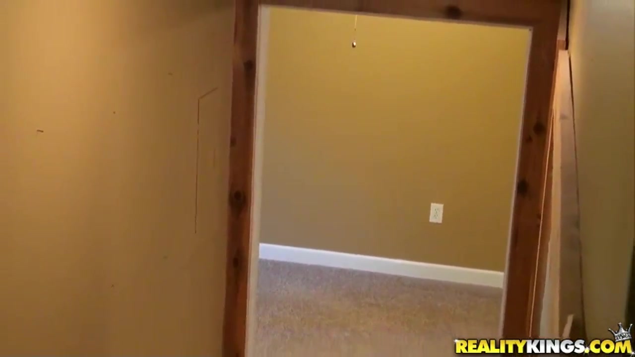 Latina milf with big natural boobs and huge ass loves to frolic with guys