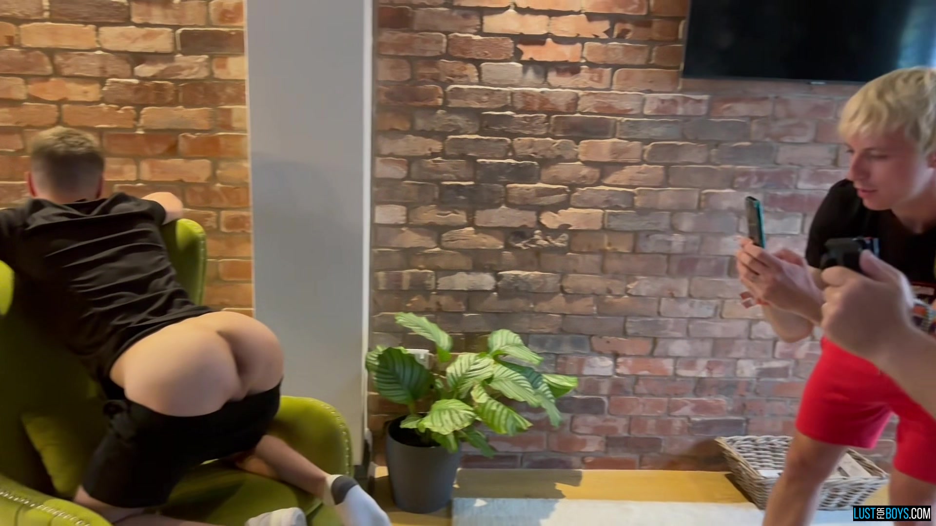 Jake Worthy Teases Gay Gang With His Huge Dick And Perky Ass
