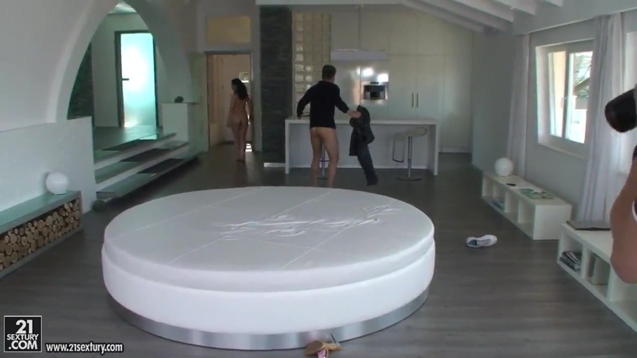 Brunette teen 18+ Tiffany Doll is getting banged