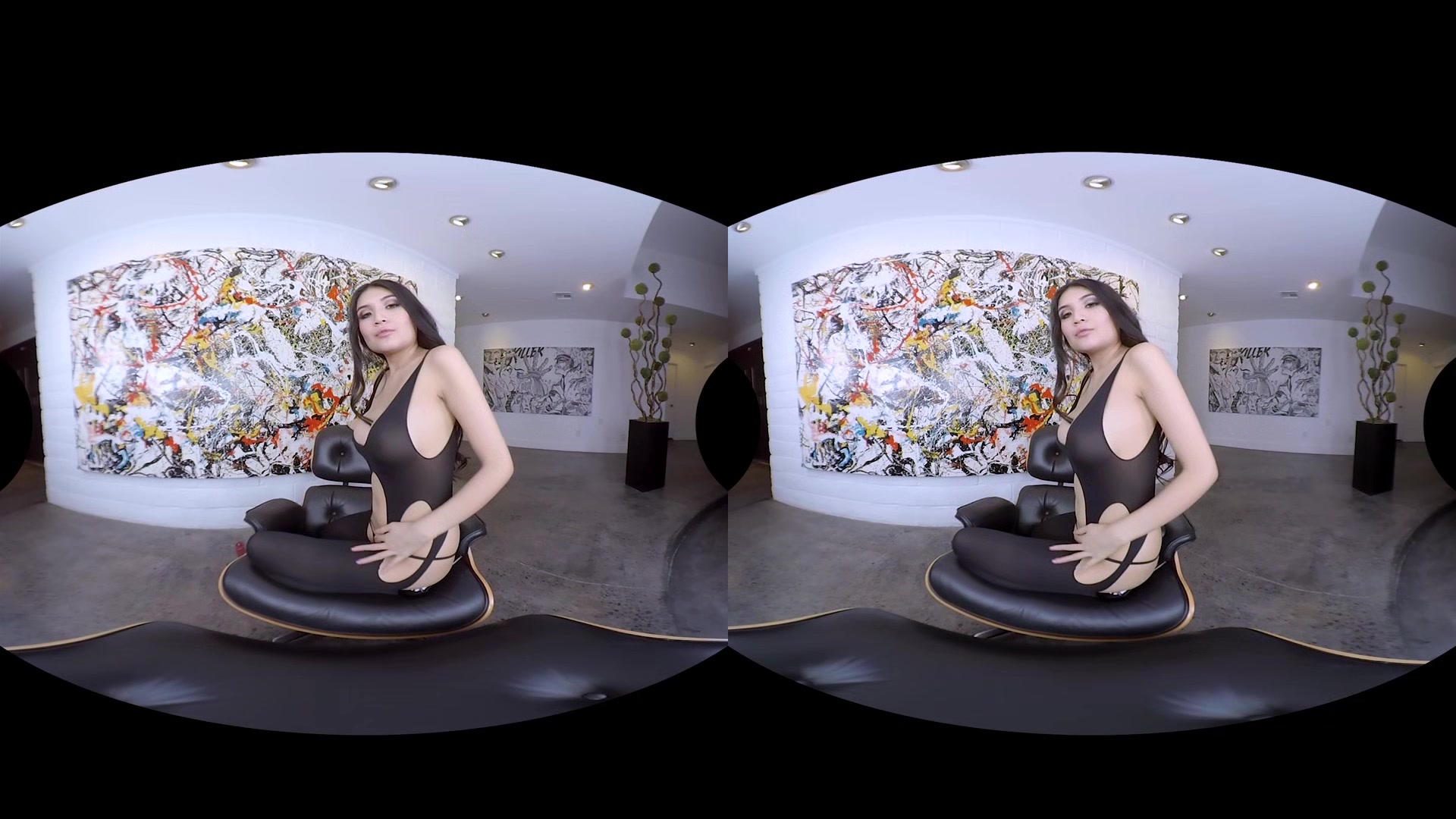 An Orgasm At The Museum - RealityLovers