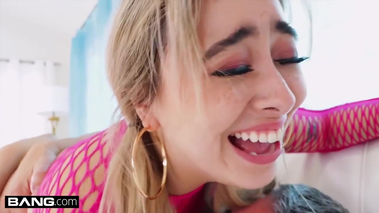 Chesty Titty Fucks A Big Cock Before Taking It Deep In Her Pussy With Chloe Surreal