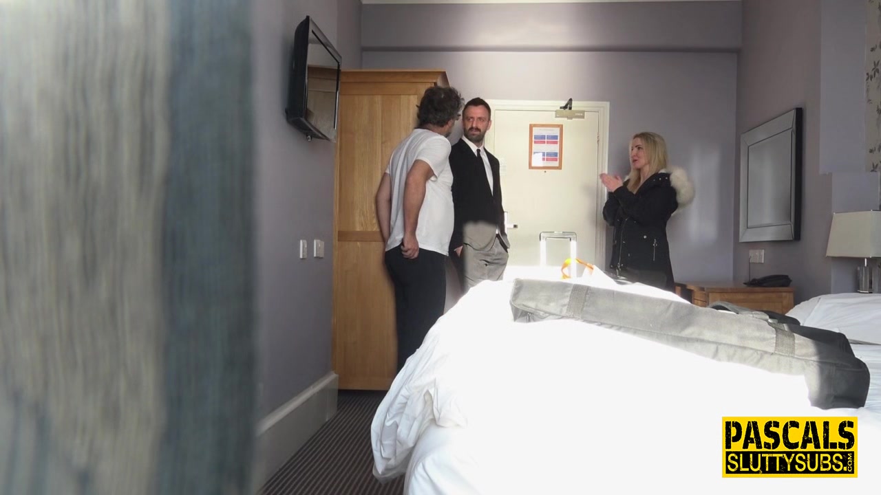 Eaten out fetish sub gets banged and jizzed