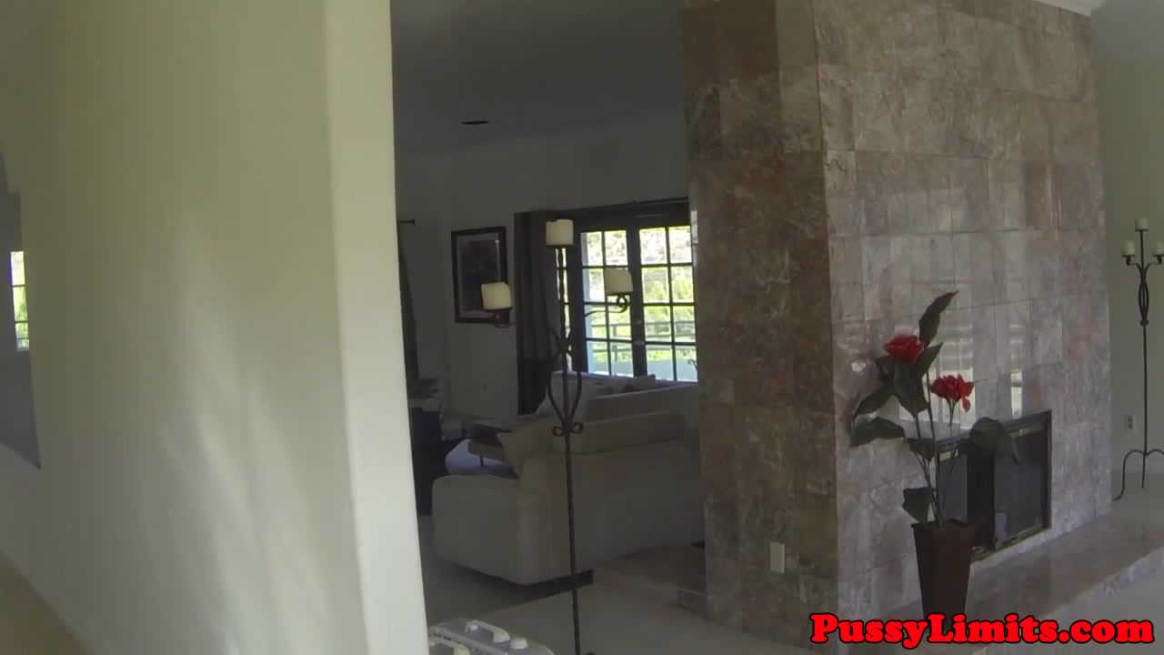 Dominated babe screwed roughly in shower