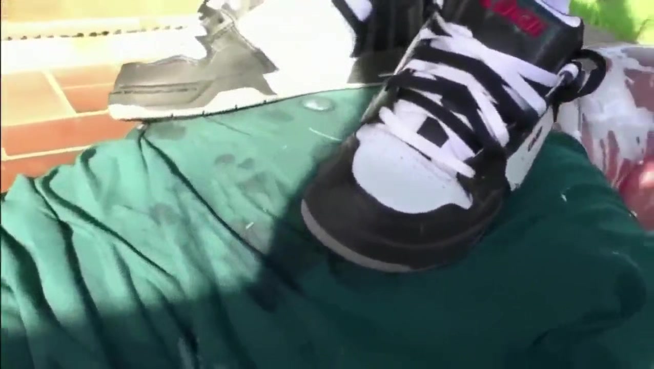 German sneaker master boys party