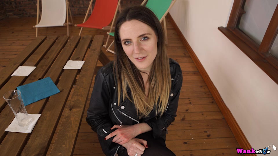 Samantha Bentley - Fuck My Face - Sexy Videos - WankitNow