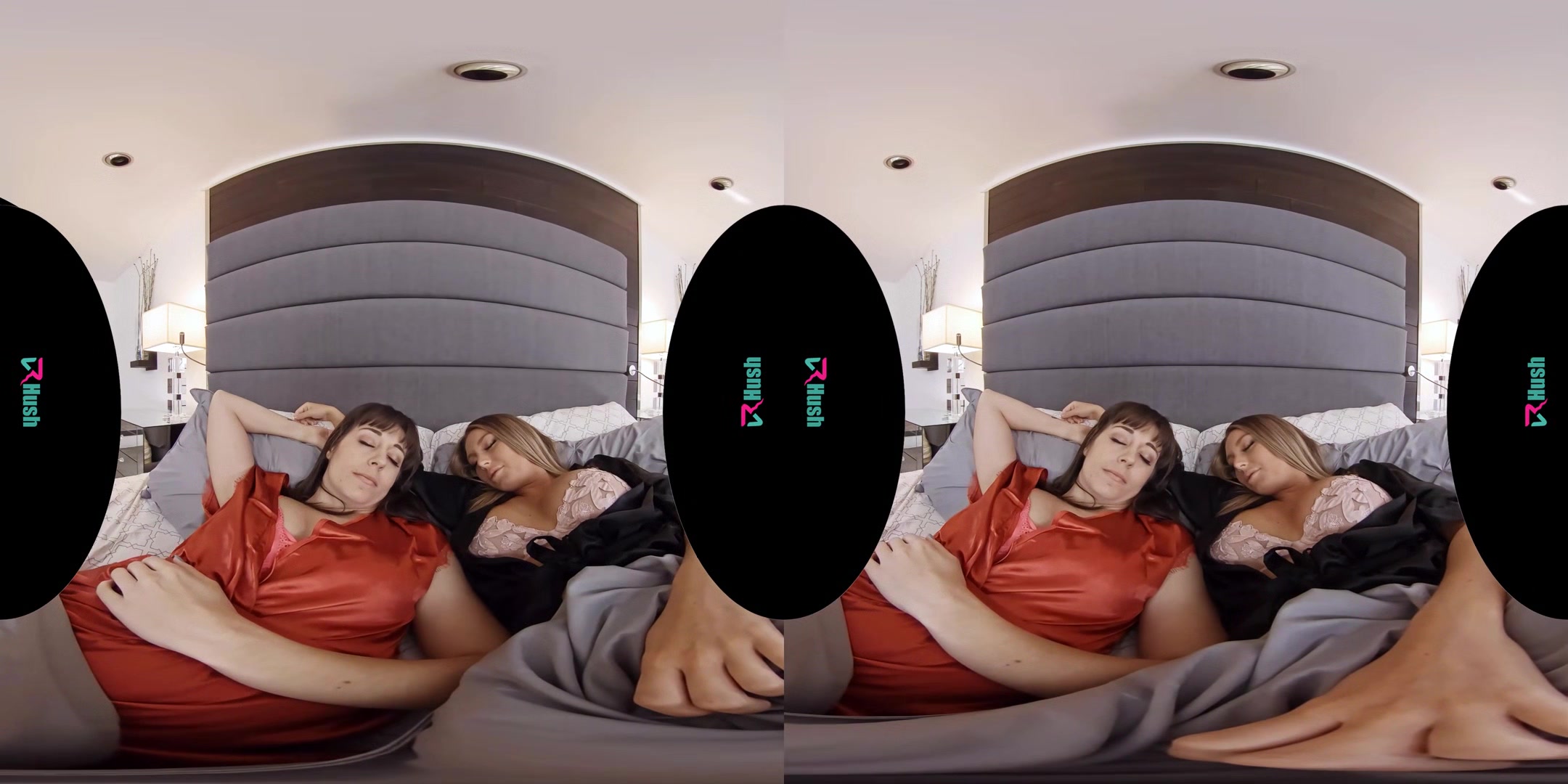 Kayley Gunner & Jenna Noelle - VRHush