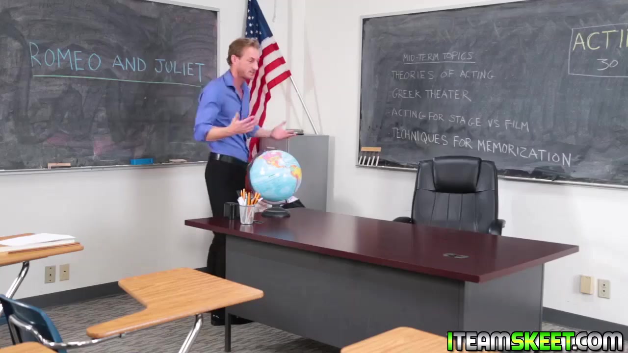 Krystal Orchid In Kissing Her Teachers Rod And Start Sucki