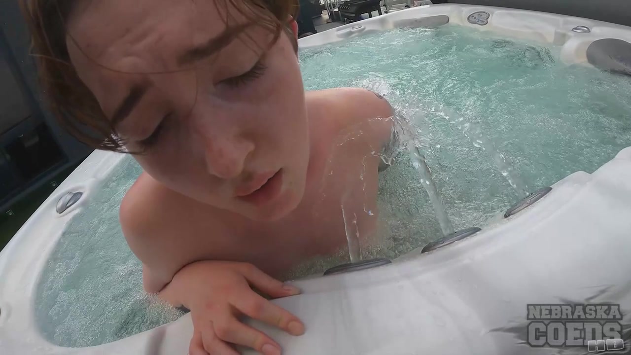 Jacuzzi Underwater Masturbating teen 18+ Sammy