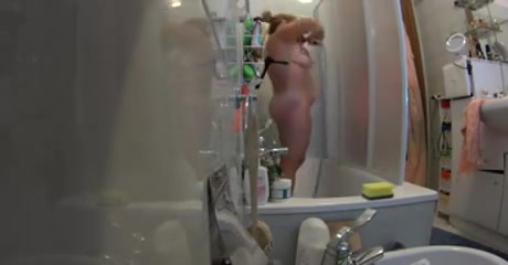 The blond angel - shower and dress reheasal