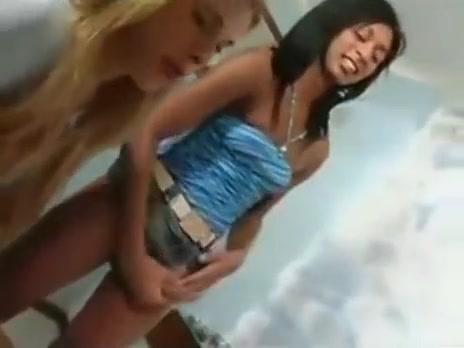 lucky fellow In lustful TS groupgang sex