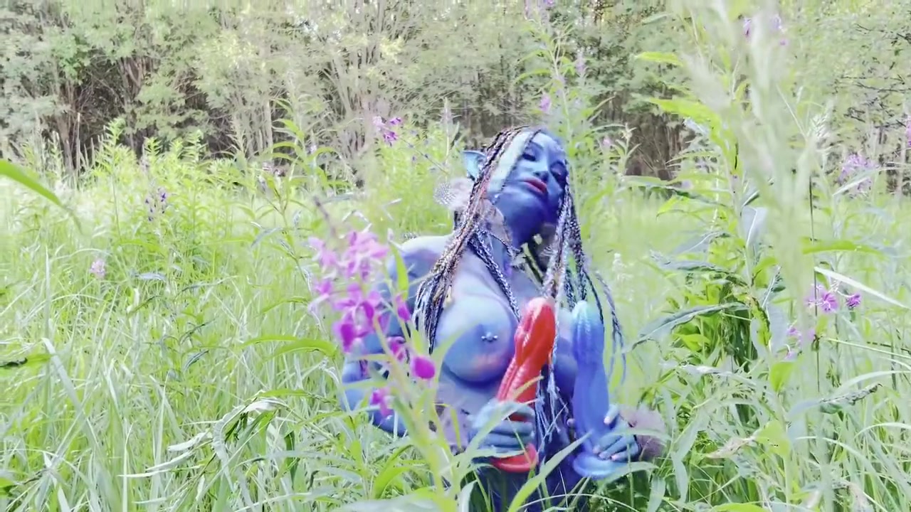 Avatar Big Prolapse Hard Dildo Anal And Pussy Fuck Squirt In Nature - Monika Fox