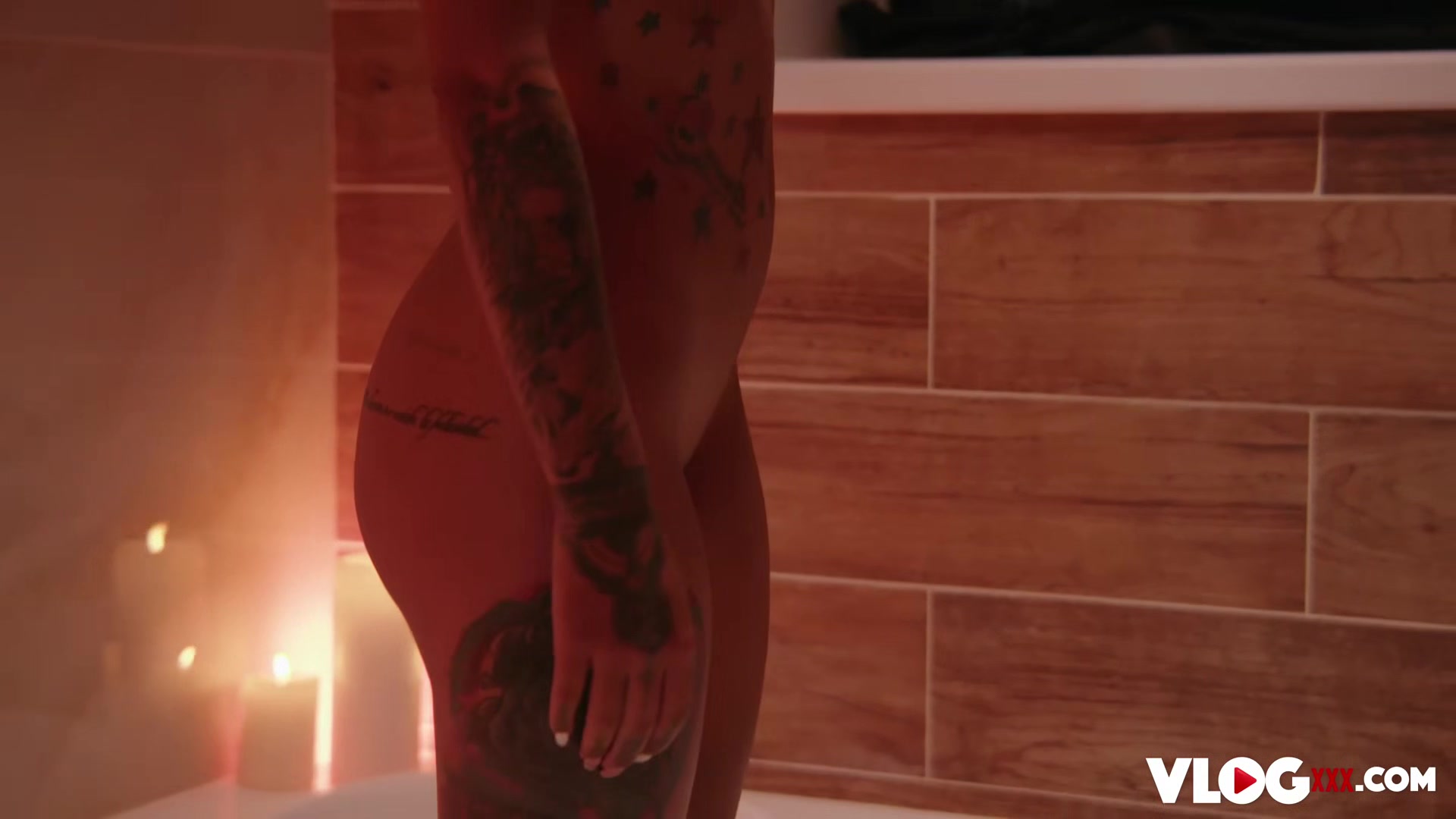 Latina Athenea Rose Delivers Unstoppable Fuck With Horny Stud