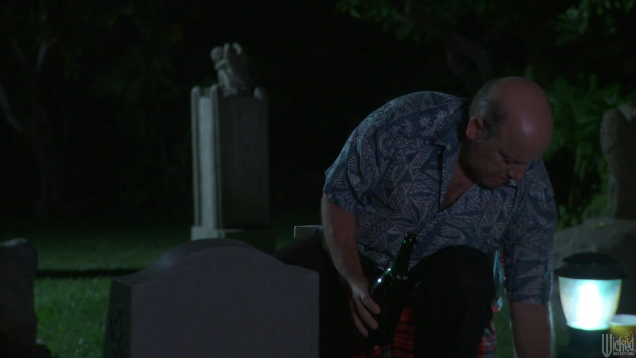 India Summer In Countdown, Scene 8