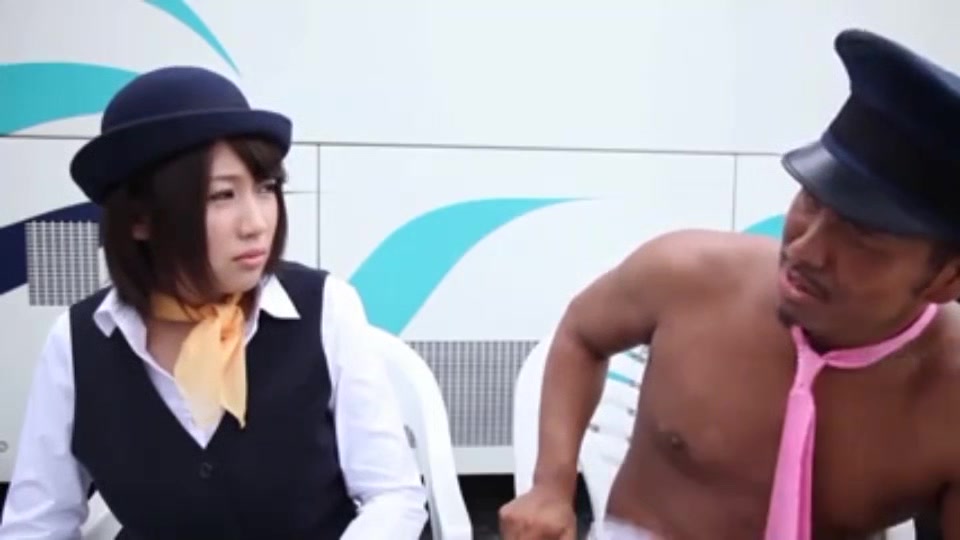 06336 Naked bus guide! !