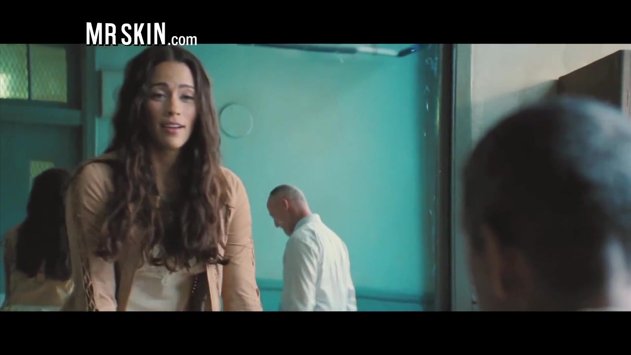 See Lindsay Lohan's Mountains in The Canyons - Mr.Skin