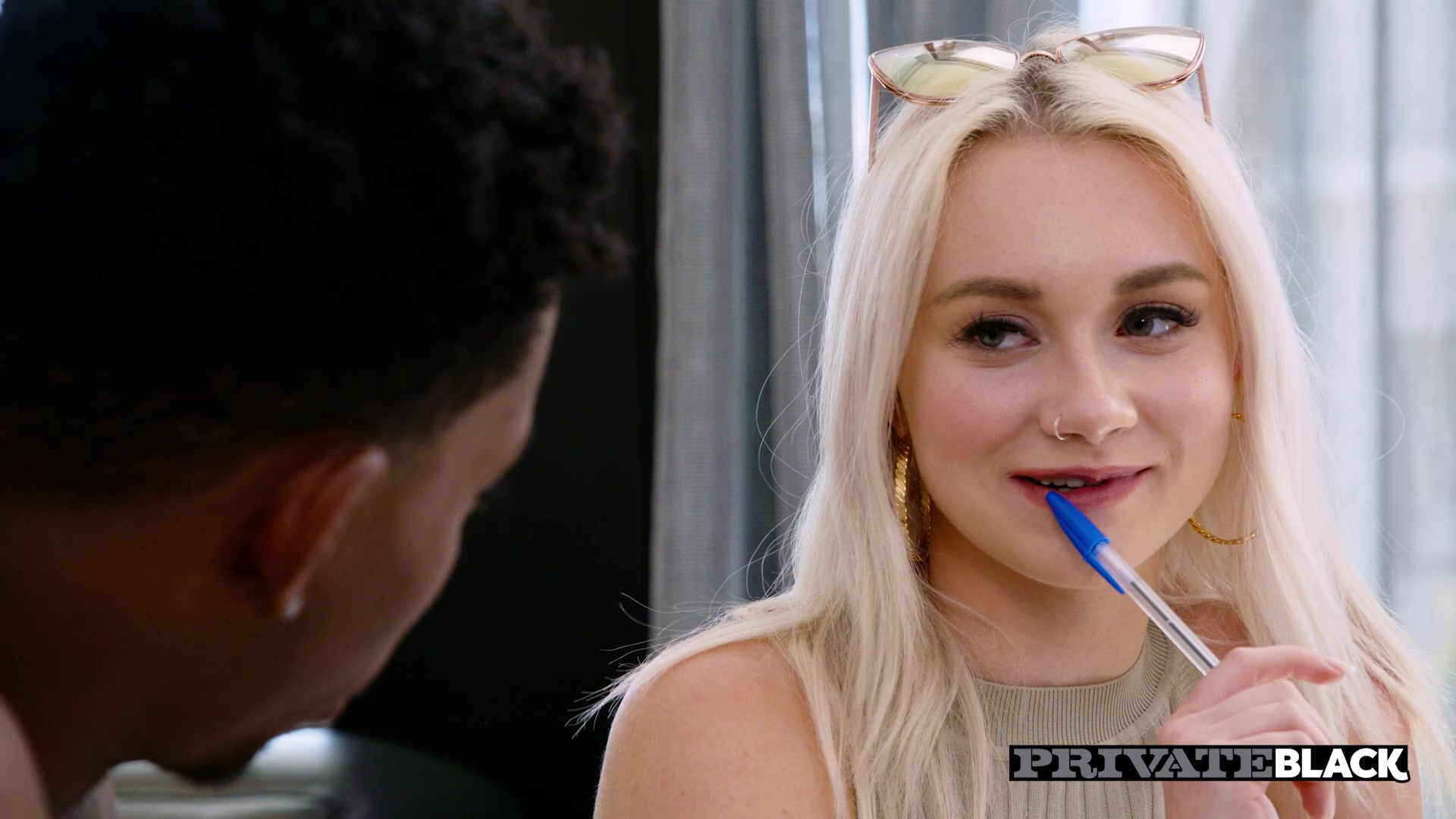 Marilyn Sugar, Horny Journalist