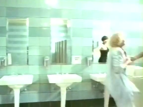 Desiree Cousteau in vintage sex site