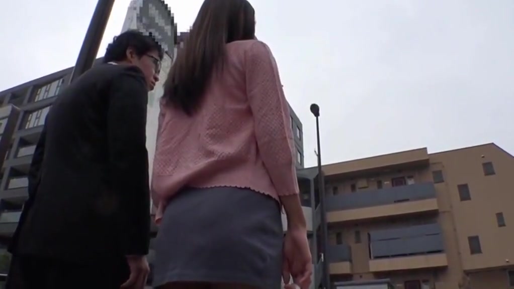 Asian Babe Gets Fucked On The Bus