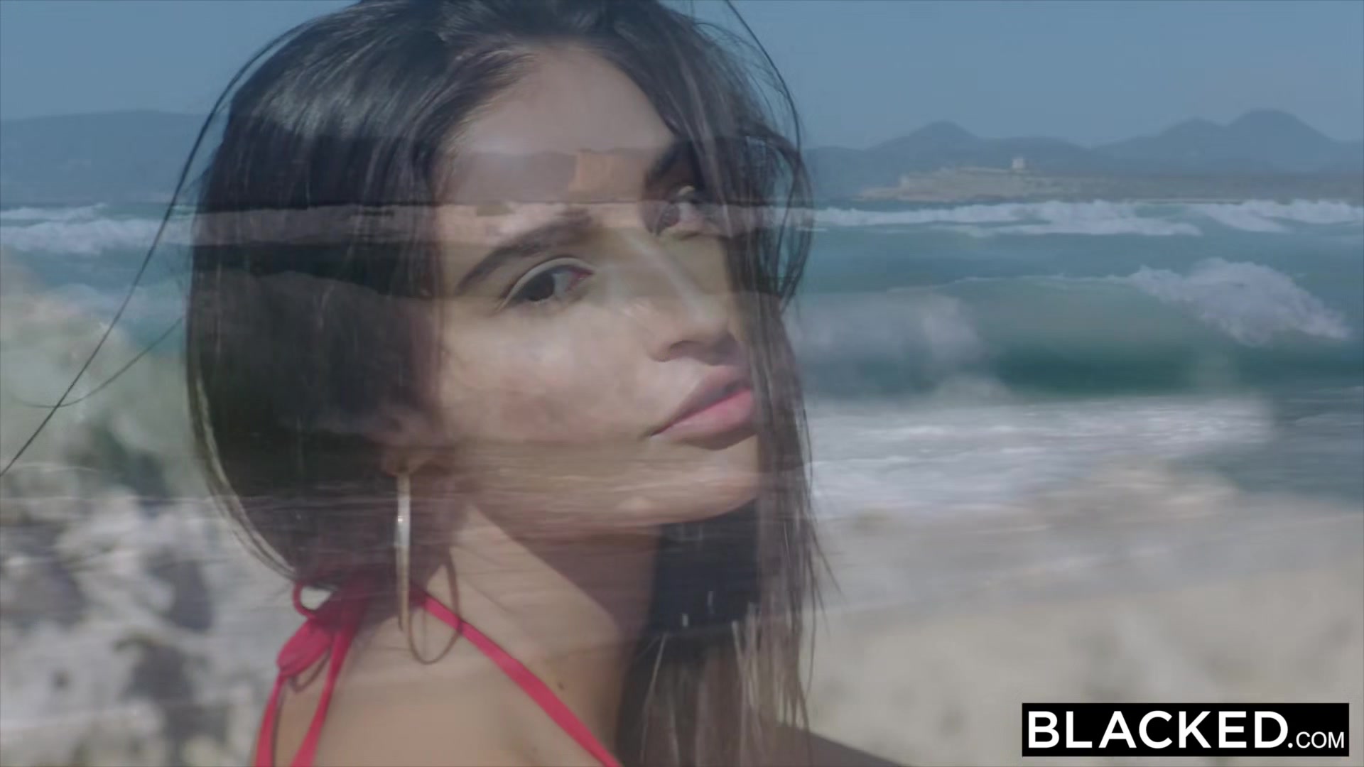 BLACKED She was alone on vacation until she found two BBCs