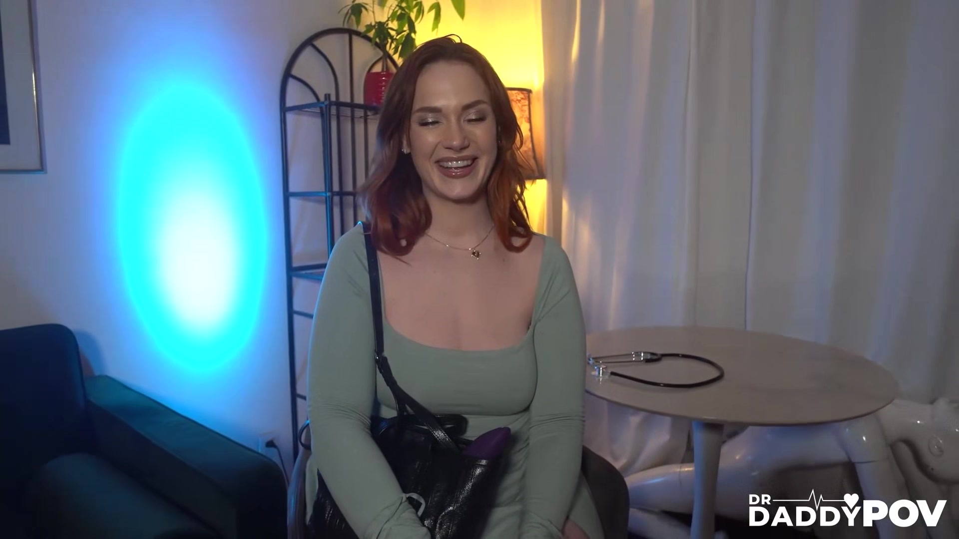 Gorgeous Siri Dahl Gives Steamy Footjob While Hard Fucking