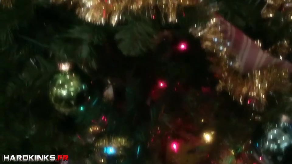 HardKinks - CHRISTMAS FEET SLAVE