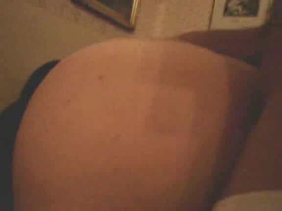 Brunette sucks my dick in the amateur footage