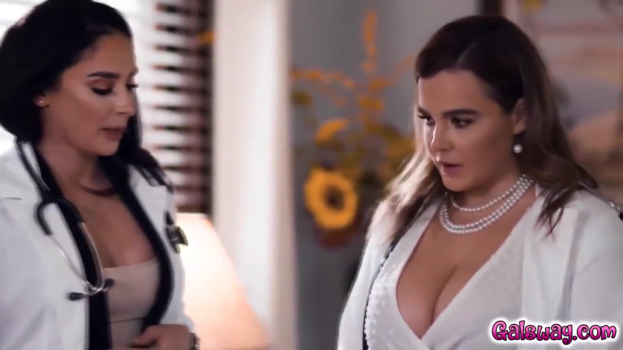 Nadia Finds Comfort From Sucking Tits And Pussy
