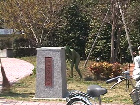 Cosplay Porn: Public Painted Statue Fuck 1