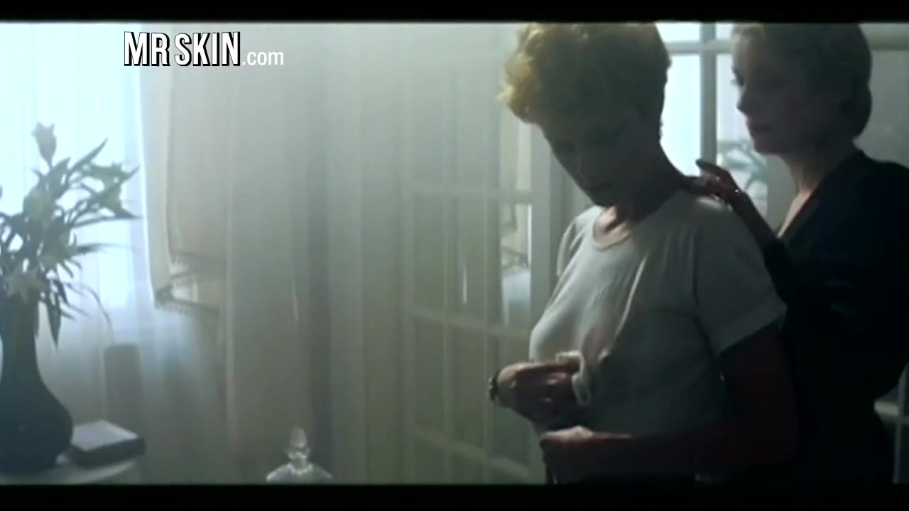 Top 5 Horror Movie Nude Scenes - Mr.Skin