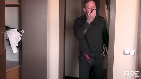 From Footjob to Blowjob - PornWorld