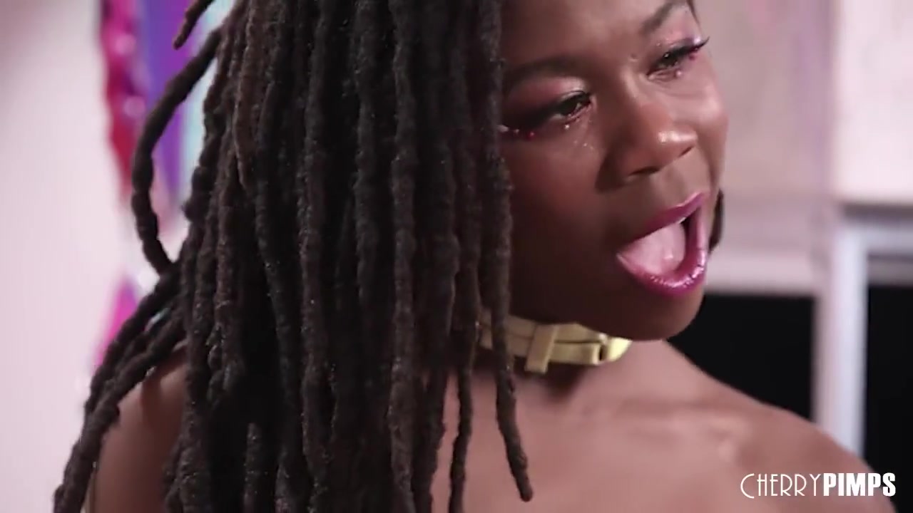Ebony Babe Bounces Big Natural Tits While Playing With Her Vibrator - Hazel Grace