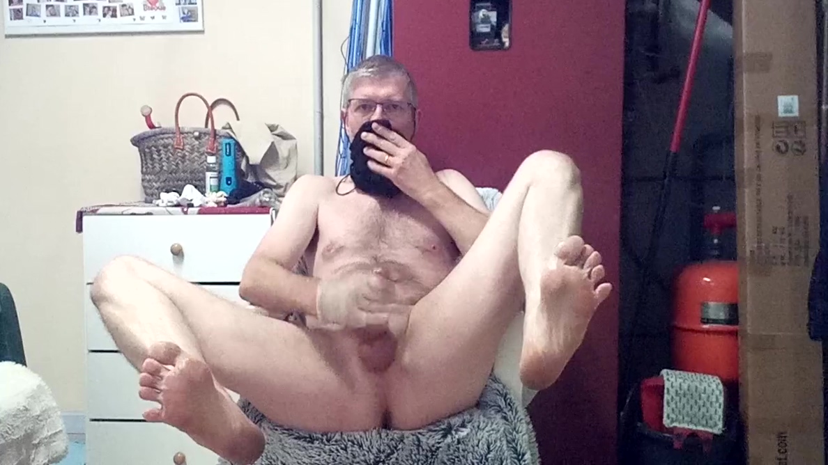Feet Cum